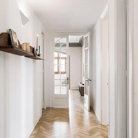 Atrani - 3 Bedroom In Eixample Dreta