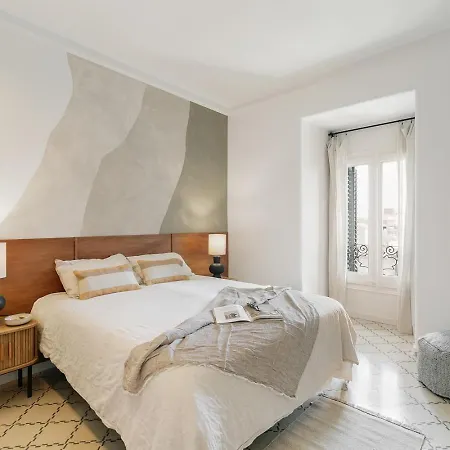 Atrani - 3 Bedroom In Eixample Dreta Daire Barselona